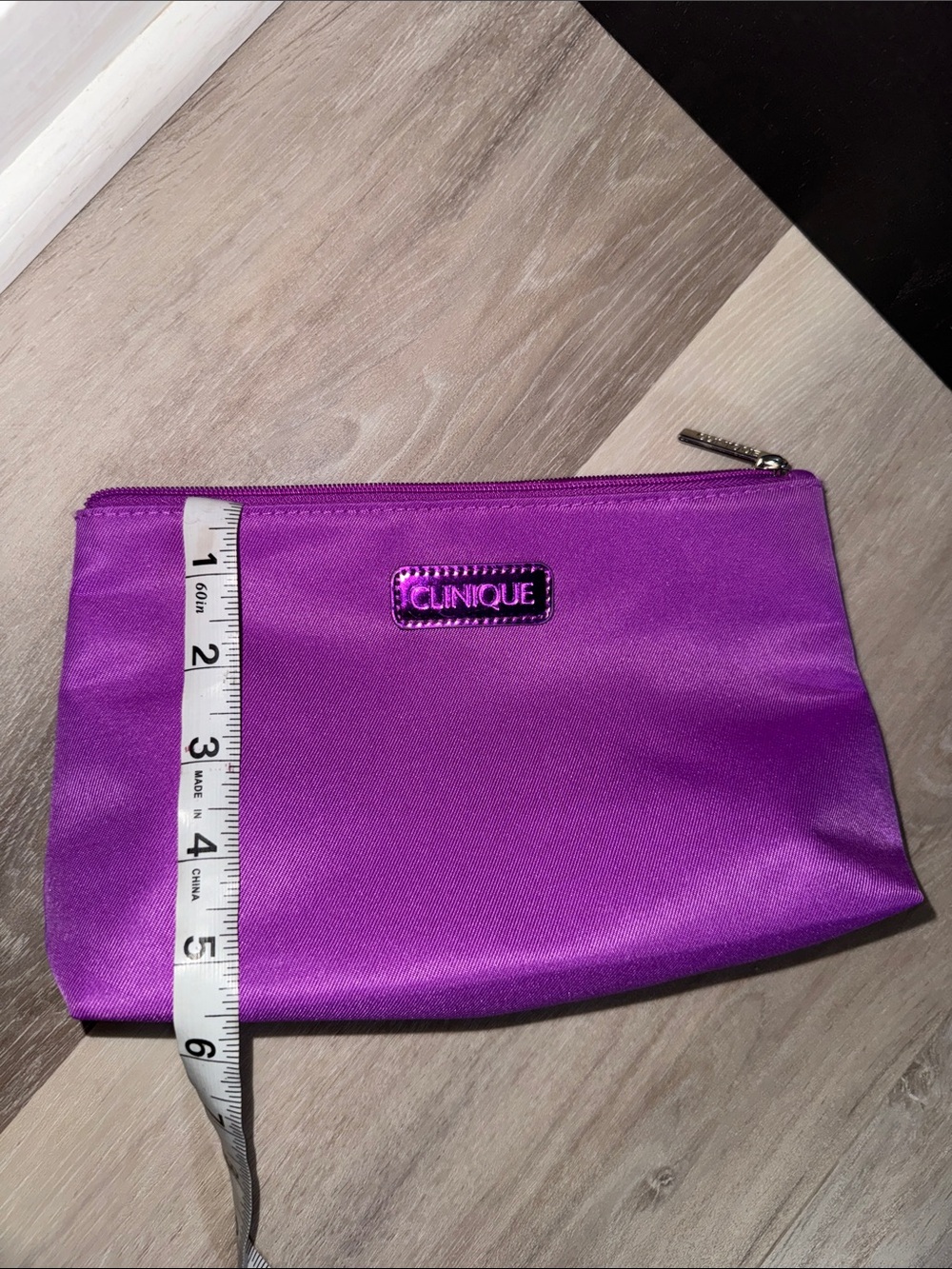 Clinique Bright Purple Zip Cosmetic Case - Picture 4 of 4